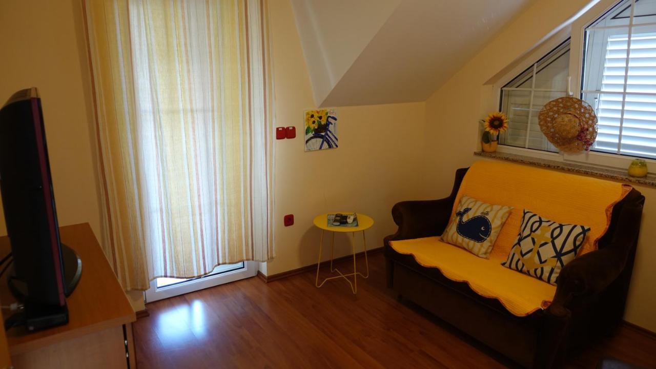 Vodice Family Apartment Exterior photo